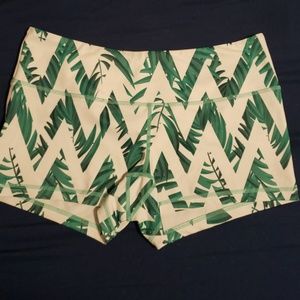 Feedmefightme crossfit shorts